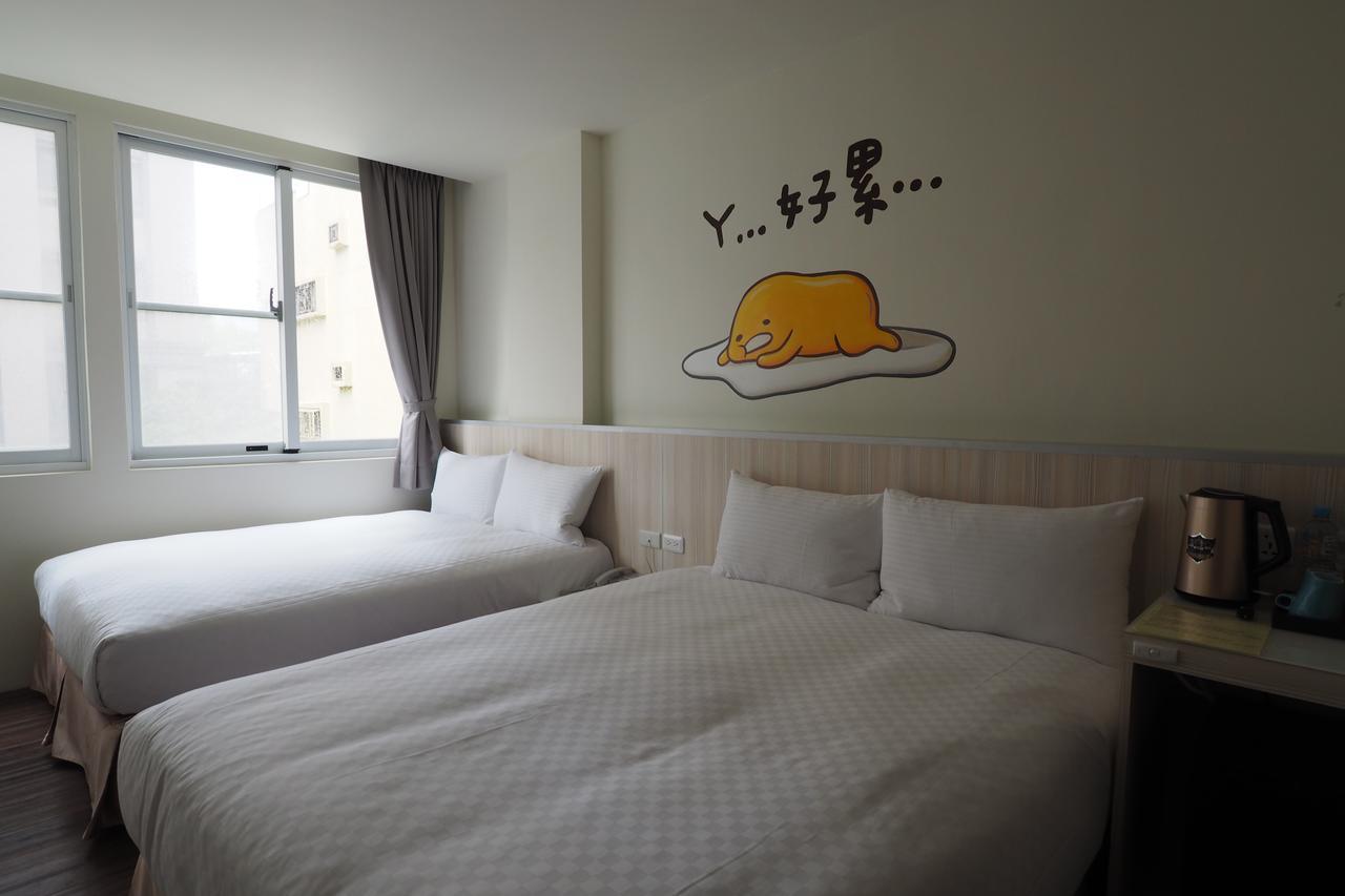 M Hotel Kaohsiung Esterno foto
